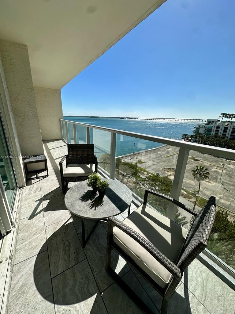 1155 Brickell Bay Dr 805, Miami, Florida 33131, 1 Bedroom Bedrooms, ,1 BathroomBathrooms,Residentiallease,For Rent,1155 Brickell Bay Dr 805,A11526787