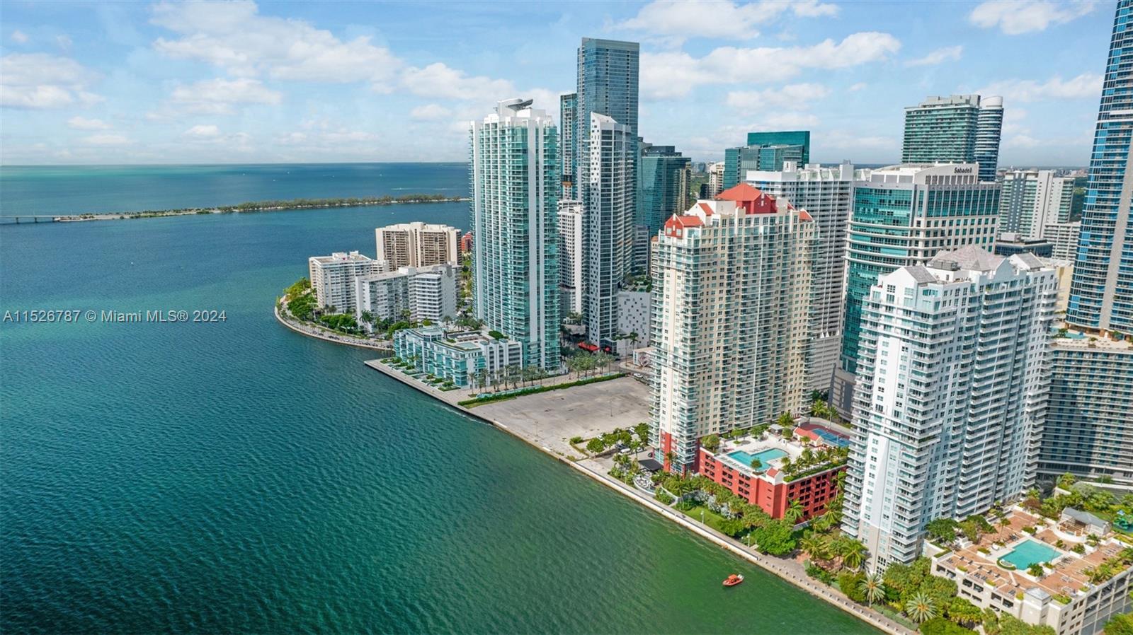 1155 Brickell Bay Dr 805, Miami, Florida 33131, 1 Bedroom Bedrooms, ,1 BathroomBathrooms,Residentiallease,For Rent,1155 Brickell Bay Dr 805,A11526787