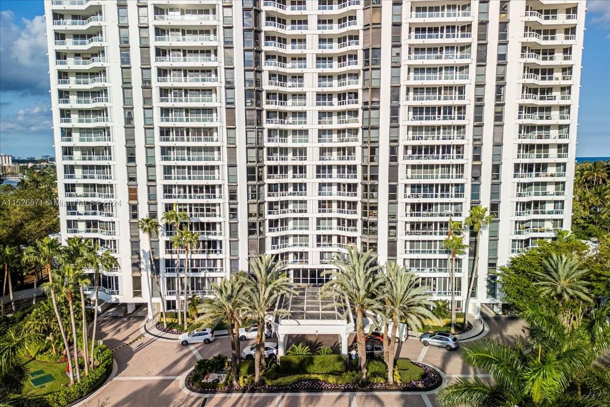 21205 Yacht Club Dr 308, Aventura, Florida 33180, 4 Bedrooms Bedrooms, ,3 BathroomsBathrooms,Residential,For Sale,21205 Yacht Club Dr 308,A11526671