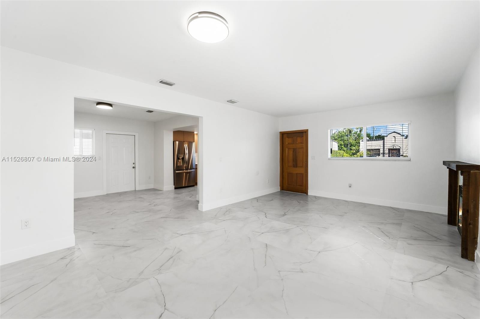 2760 SW 14th St, Miami, Florida 33145, 3 Bedrooms Bedrooms, ,2 BathroomsBathrooms,Residentiallease,For Rent,2760 SW 14th St,A11526807