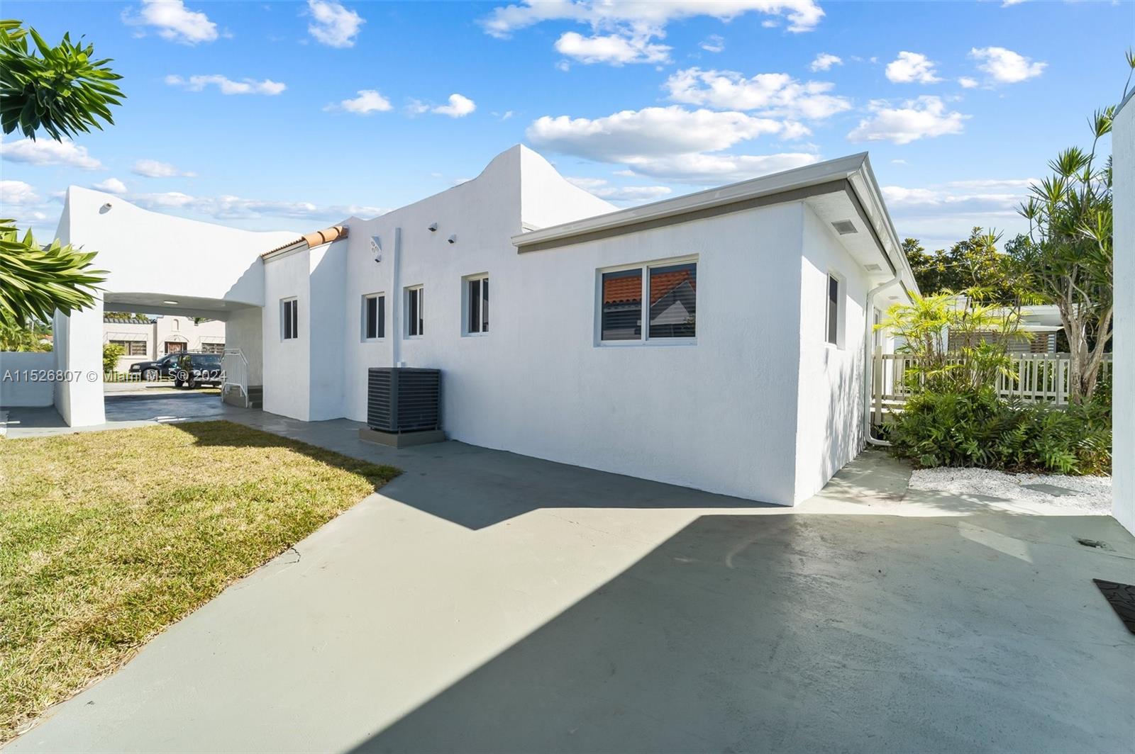 2760 SW 14th St, Miami, Florida 33145, 3 Bedrooms Bedrooms, ,2 BathroomsBathrooms,Residentiallease,For Rent,2760 SW 14th St,A11526807