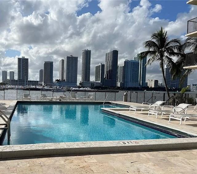801 N Venetian Dr 1103, Miami, Florida 33139, 2 Bedrooms Bedrooms, ,2 BathroomsBathrooms,Residentiallease,For Rent,801 N Venetian Dr 1103,A11526848