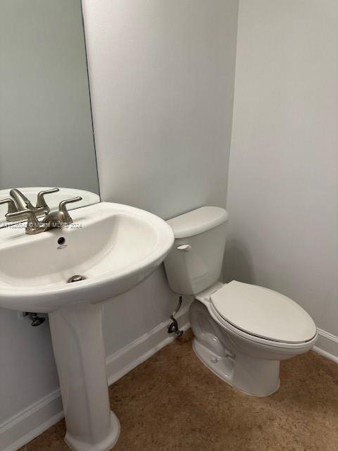 1/2 Bath/Guest Bathroom
