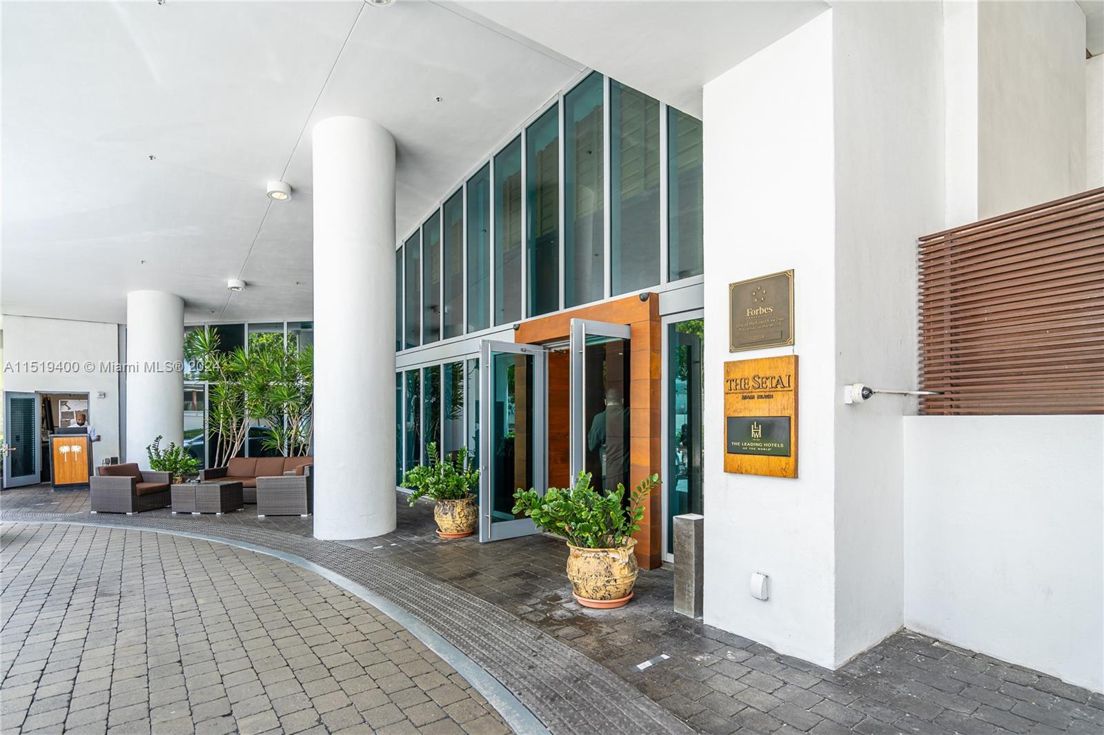 101 20th St, Miami Beach, FL, 33139 United States, 2 Bedrooms Bedrooms, ,2 BathroomsBathrooms,Residential,For Sale,20th St,A11519400