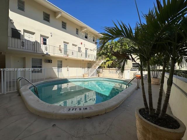 234 Antiquera Ave 1, Coral Gables, Florida 33134, 2 Bedrooms Bedrooms, ,1 BathroomBathrooms,Residential,For Sale,234 Antiquera Ave 1,A11526865