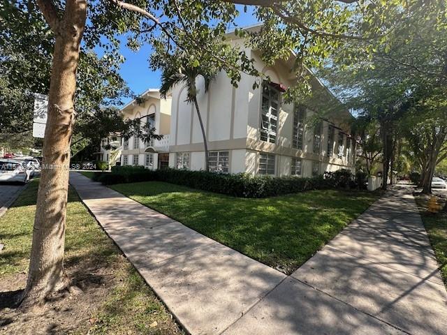 234 Antiquera Ave 1, Coral Gables, Florida 33134, 2 Bedrooms Bedrooms, ,1 BathroomBathrooms,Residential,For Sale,234 Antiquera Ave 1,A11526865