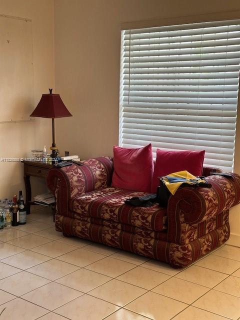 234 Antiquera Ave 1, Coral Gables, Florida 33134, 2 Bedrooms Bedrooms, ,1 BathroomBathrooms,Residential,For Sale,234 Antiquera Ave 1,A11526865