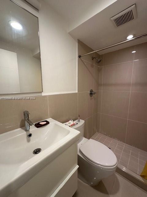 234 Antiquera Ave 1, Coral Gables, Florida 33134, 2 Bedrooms Bedrooms, ,1 BathroomBathrooms,Residential,For Sale,234 Antiquera Ave 1,A11526865
