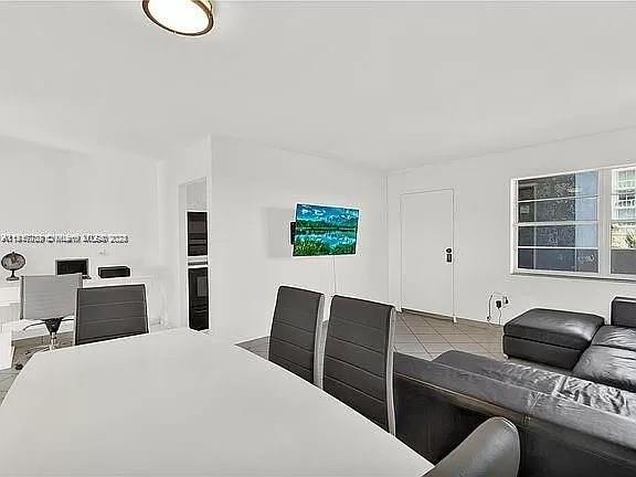 7904 West Dr 407, North Bay Village, Florida 33141, 1 Bedroom Bedrooms, ,1 BathroomBathrooms,Residential,For Sale,7904 West Dr 407,A11517232