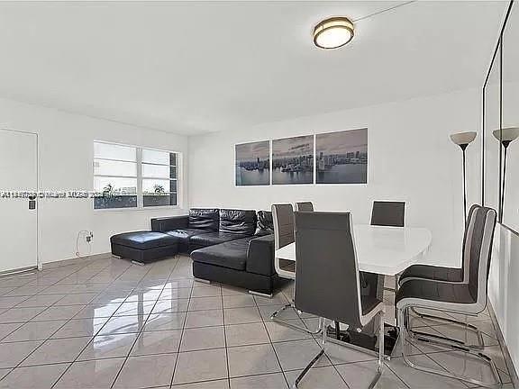 7904 West Dr 407, North Bay Village, Florida 33141, 1 Bedroom Bedrooms, ,1 BathroomBathrooms,Residential,For Sale,7904 West Dr 407,A11517232