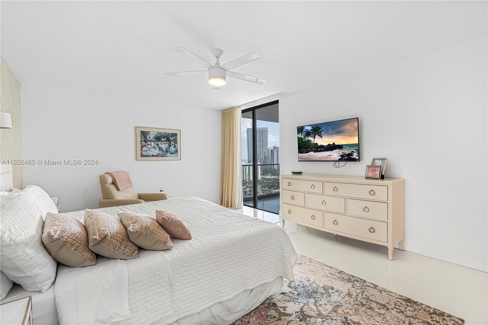 19707 Turnberry Way 24F, Aventura, Florida 33180, 3 Bedrooms Bedrooms, ,2 BathroomsBathrooms,Residential,For Sale,19707 Turnberry Way 24F,A11526465