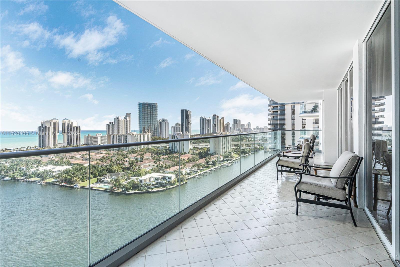 19707 Turnberry Way 24F, Aventura, Florida 33180, 3 Bedrooms Bedrooms, ,2 BathroomsBathrooms,Residential,For Sale,19707 Turnberry Way 24F,A11526465