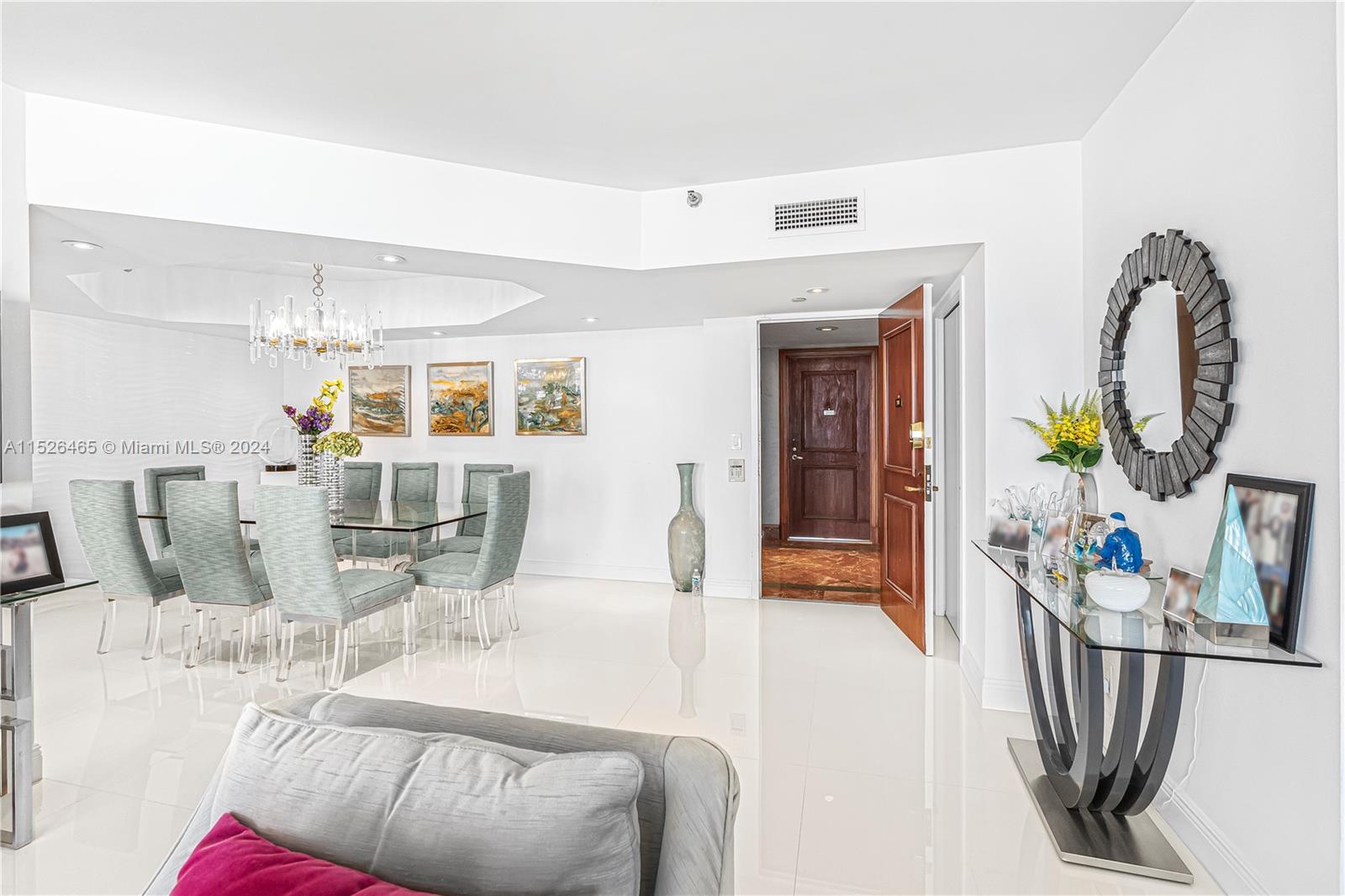 19707 Turnberry Way 24F, Aventura, Florida 33180, 3 Bedrooms Bedrooms, ,2 BathroomsBathrooms,Residential,For Sale,19707 Turnberry Way 24F,A11526465