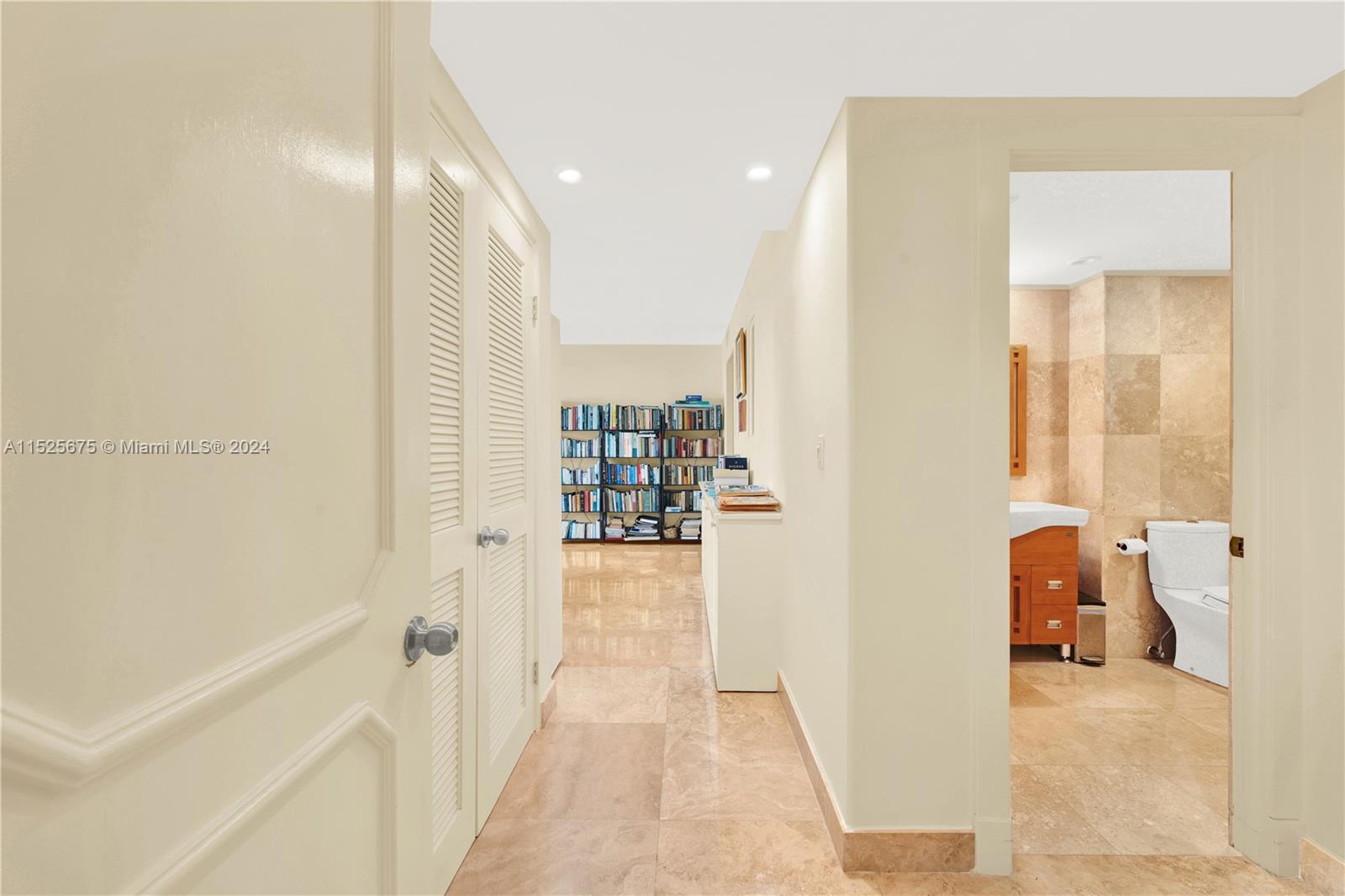 1800 NE 114th St 2102, Miami, Florida 33181, 2 Bedrooms Bedrooms, ,3 BathroomsBathrooms,Residential,For Sale,1800 NE 114th St 2102,A11525675