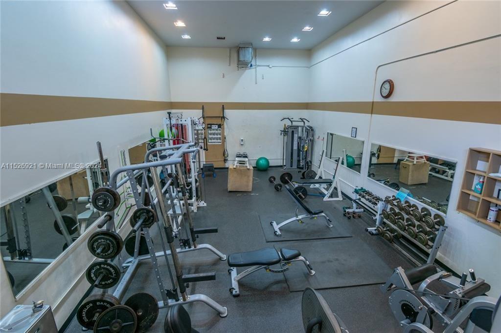 630 Tennis Club Dr, Fort Lauderdale, FL, 33311 United States, 2 Bedrooms Bedrooms, ,2 BathroomsBathrooms,Residential,For Sale,Tennis Club Dr,A11526921