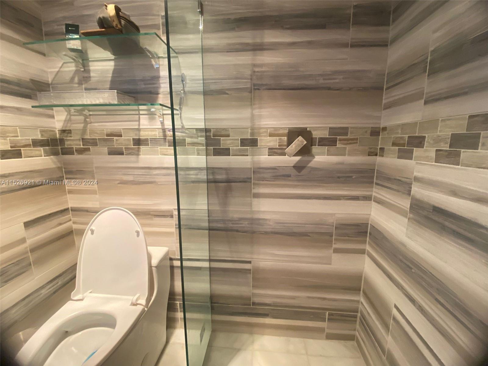 630 Tennis Club Dr, Fort Lauderdale, FL, 33311 United States, 2 Bedrooms Bedrooms, ,2 BathroomsBathrooms,Residential,For Sale,Tennis Club Dr,A11526921