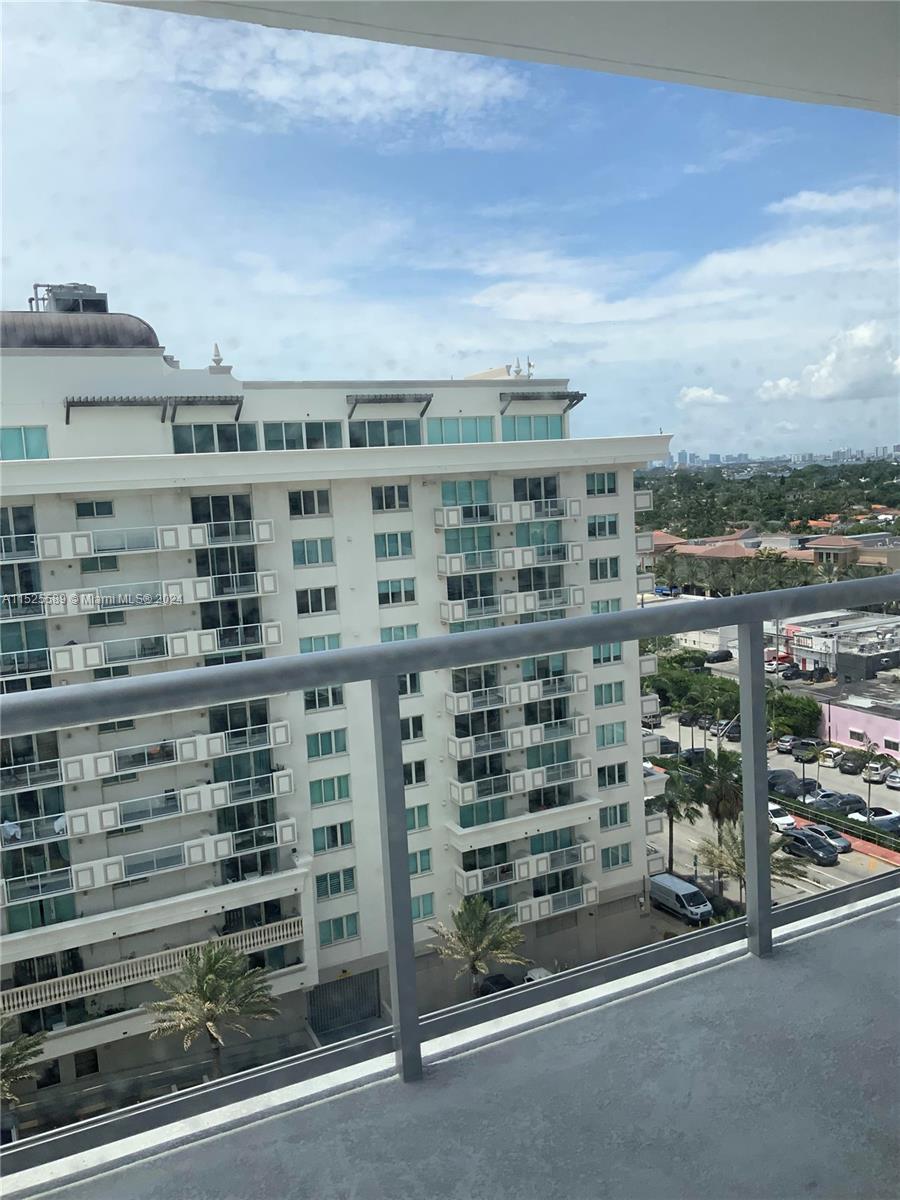 9511 Collins Ave 1205, Surfside, Florida 33154, 1 Bedroom Bedrooms, ,1 BathroomBathrooms,Residentiallease,For Rent,9511 Collins Ave 1205,A11525589