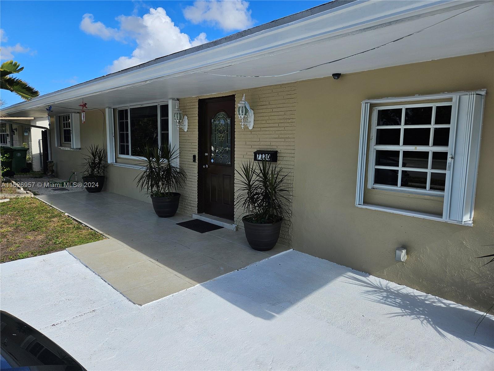 7720 Taft St, Pembroke Pines, FL, 33024 United States, 4 Bedrooms Bedrooms, ,2 BathroomsBathrooms,Residential,For Sale,Taft St,A11526957