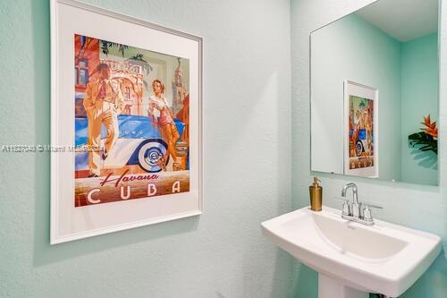 1036 SE 23rd Ave 0, Homestead, Florida 33035, 3 Bedrooms Bedrooms, ,2 BathroomsBathrooms,Residential,For Sale,1036 SE 23rd Ave 0,A11527040