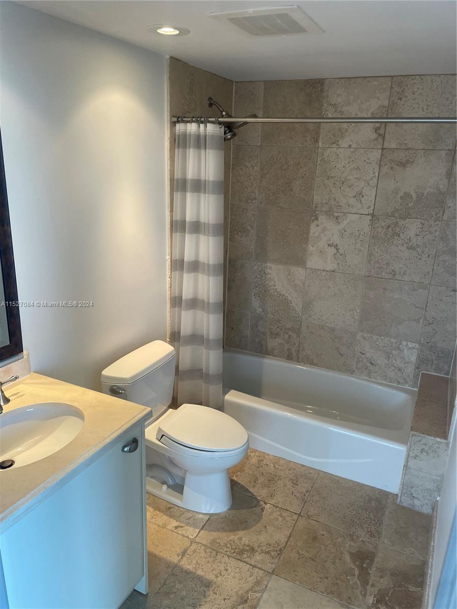 333 Las Olas Way, Fort Lauderdale, FL, 33301 United States, 2 Bedrooms Bedrooms, ,2 BathroomsBathrooms,Residential,For Sale,Las Olas Way,A11527084