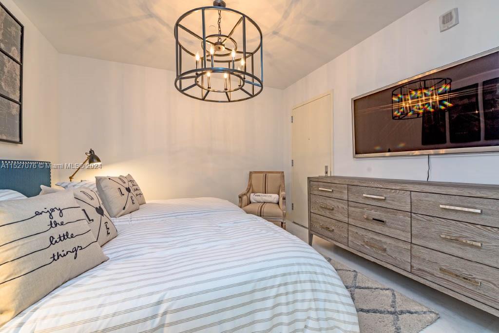 16901 Collins Ave, Sunny Isles Beach, FL, 33160 United States, 1 Bedroom Bedrooms, ,2 BathroomsBathrooms,Residential,For Sale,Collins Ave,A11527076