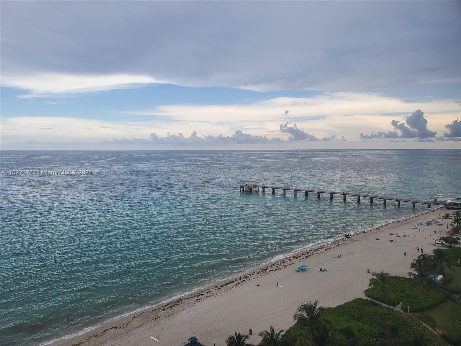 16901 Collins Ave, Sunny Isles Beach, FL, 33160 United States, 1 Bedroom Bedrooms, ,2 BathroomsBathrooms,Residential,For Sale,Collins Ave,A11527076