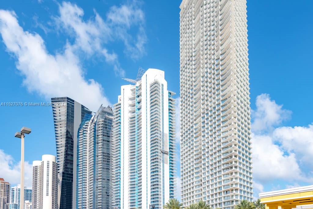 16901 Collins Ave, Sunny Isles Beach, FL, 33160 United States, 1 Bedroom Bedrooms, ,2 BathroomsBathrooms,Residential,For Sale,Collins Ave,A11527076