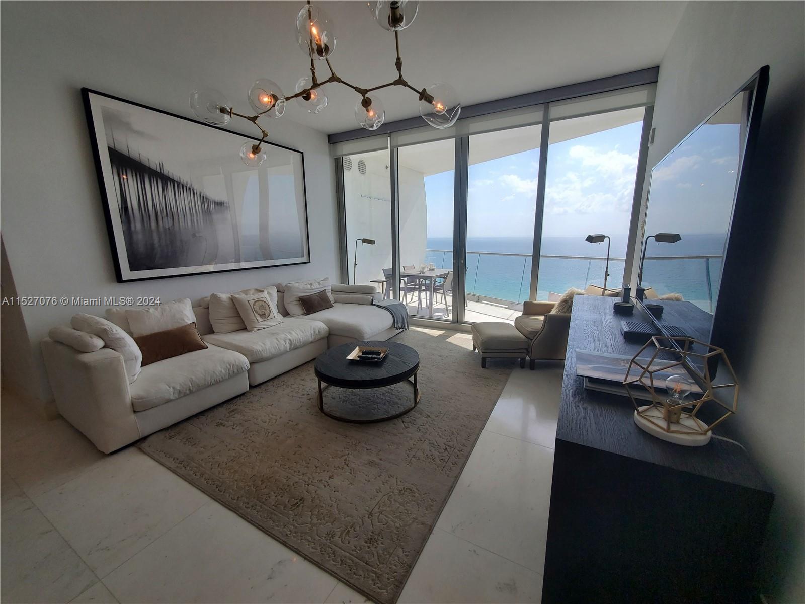 16901 Collins Ave, Sunny Isles Beach, FL, 33160 United States, 1 Bedroom Bedrooms, ,2 BathroomsBathrooms,Residential,For Sale,Collins Ave,A11527076
