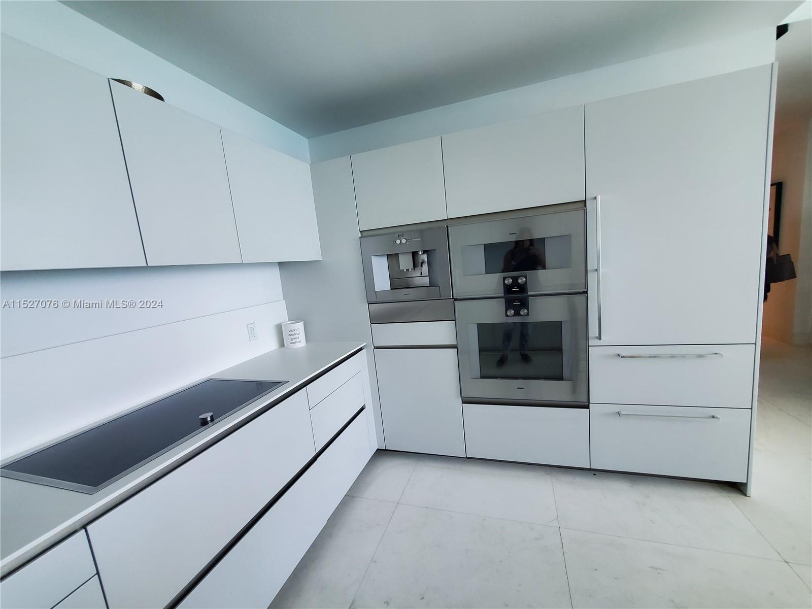 16901 Collins Ave, Sunny Isles Beach, FL, 33160 United States, 1 Bedroom Bedrooms, ,2 BathroomsBathrooms,Residential,For Sale,Collins Ave,A11527076