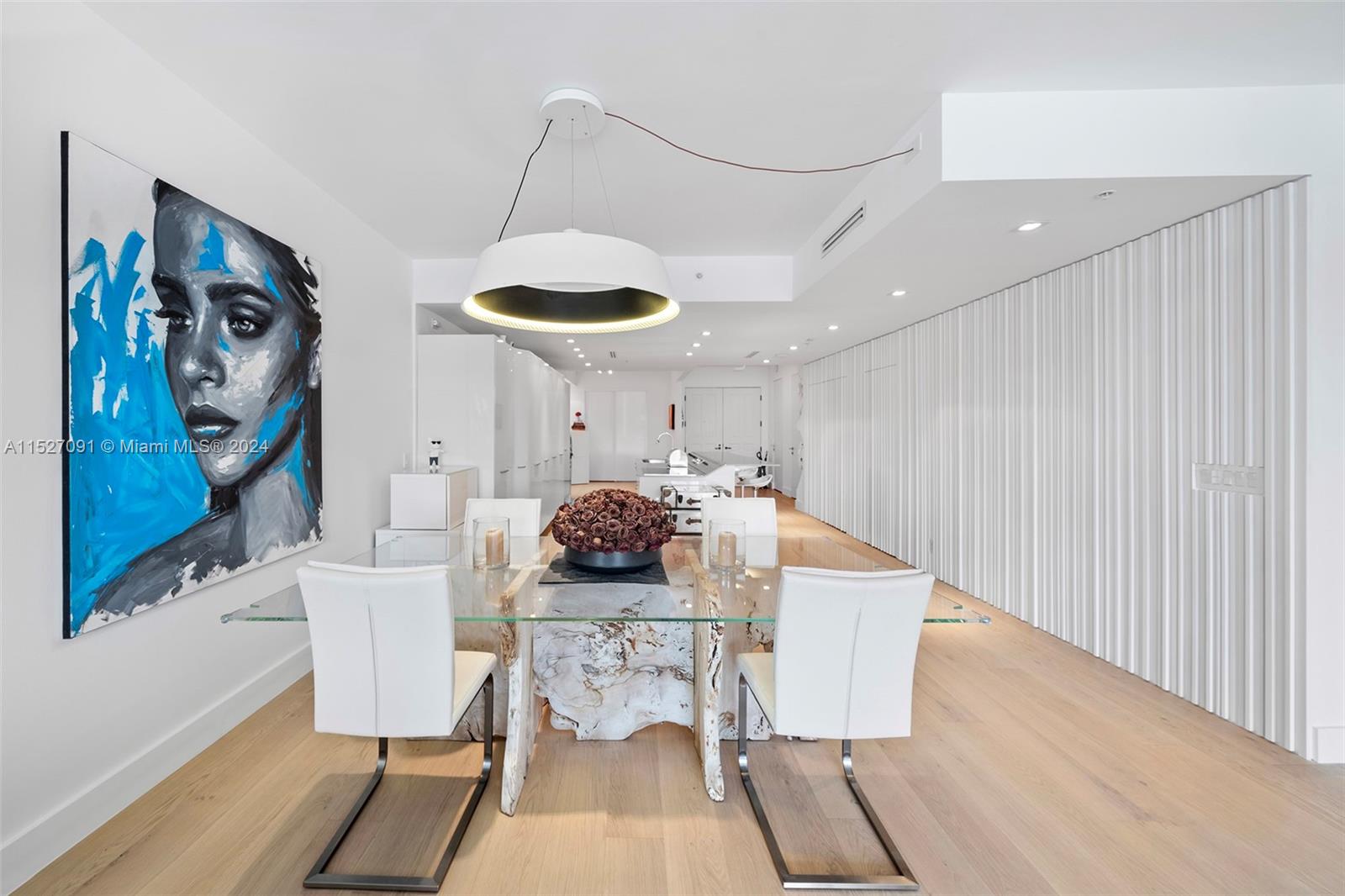 Fisher Island, FL, 33109 United States, 2 Bedrooms Bedrooms, ,2 BathroomsBathrooms,Residential,For Sale,A11527091