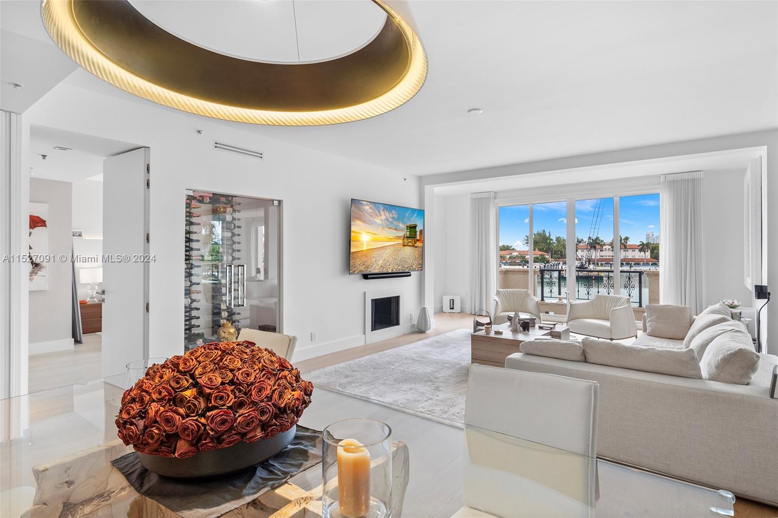 Fisher Island, FL, 33109 United States, 2 Bedrooms Bedrooms, ,2 BathroomsBathrooms,Residential,For Sale,A11527091