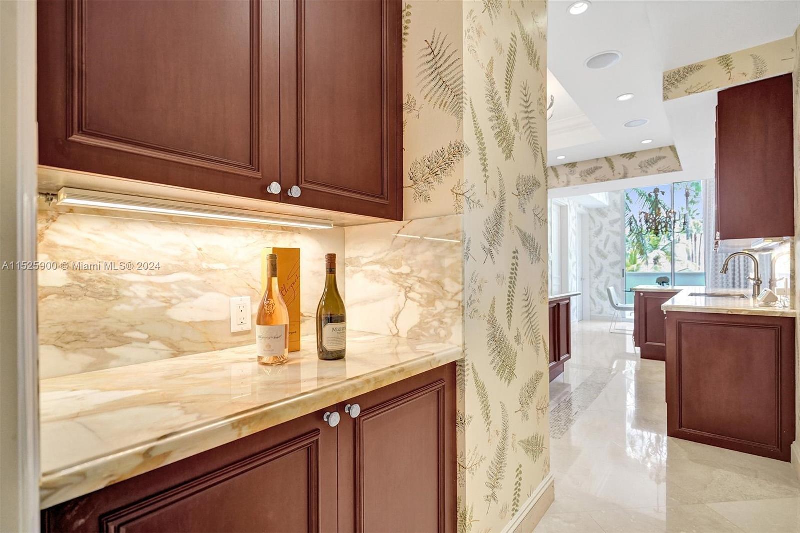 19925 NE 39th Pl 303, Aventura, Florida 33180, 3 Bedrooms Bedrooms, ,3 BathroomsBathrooms,Residential,For Sale,19925 NE 39th Pl 303,A11525900