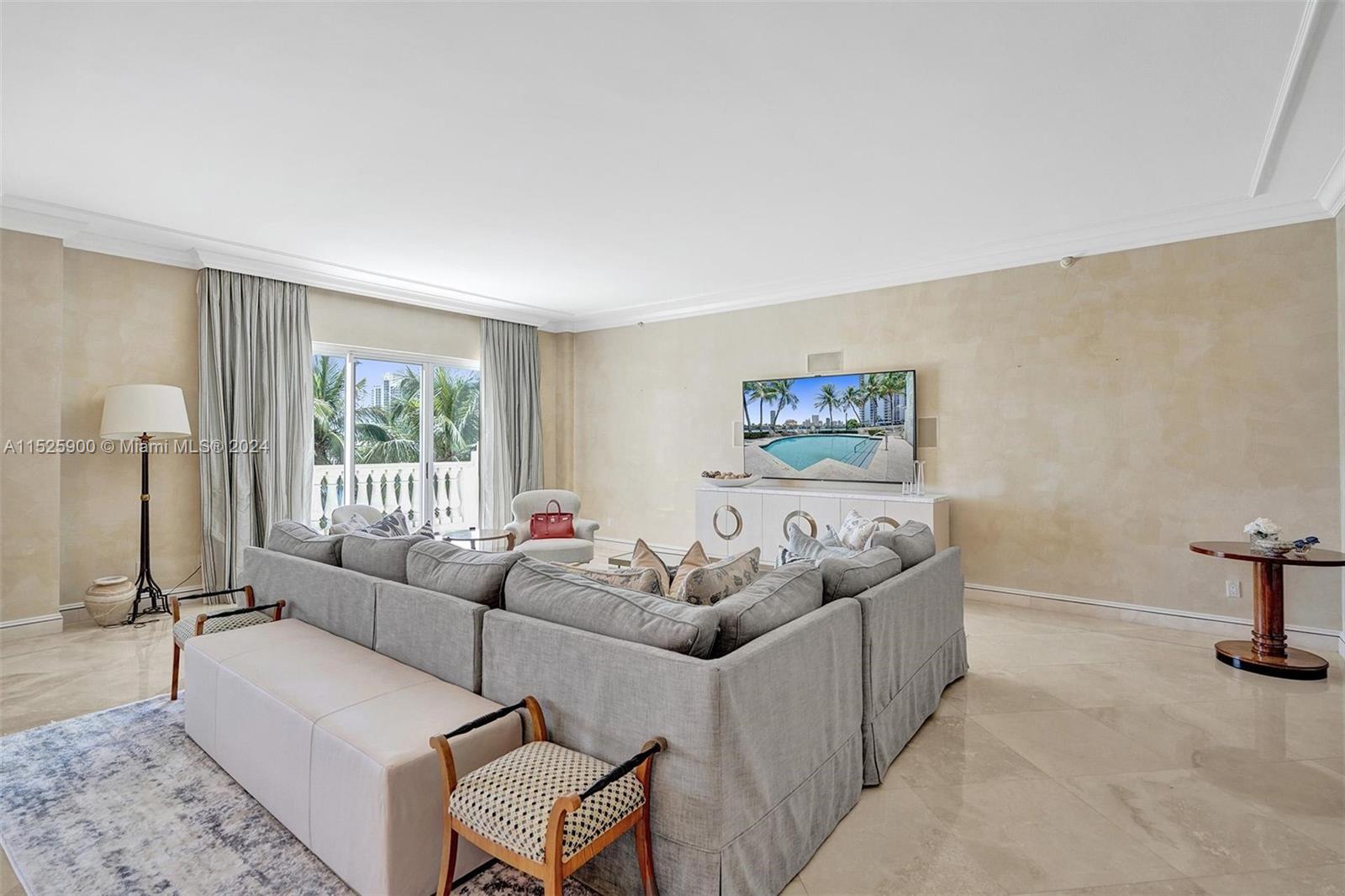 19925 NE 39th Pl 303, Aventura, Florida 33180, 3 Bedrooms Bedrooms, ,3 BathroomsBathrooms,Residential,For Sale,19925 NE 39th Pl 303,A11525900