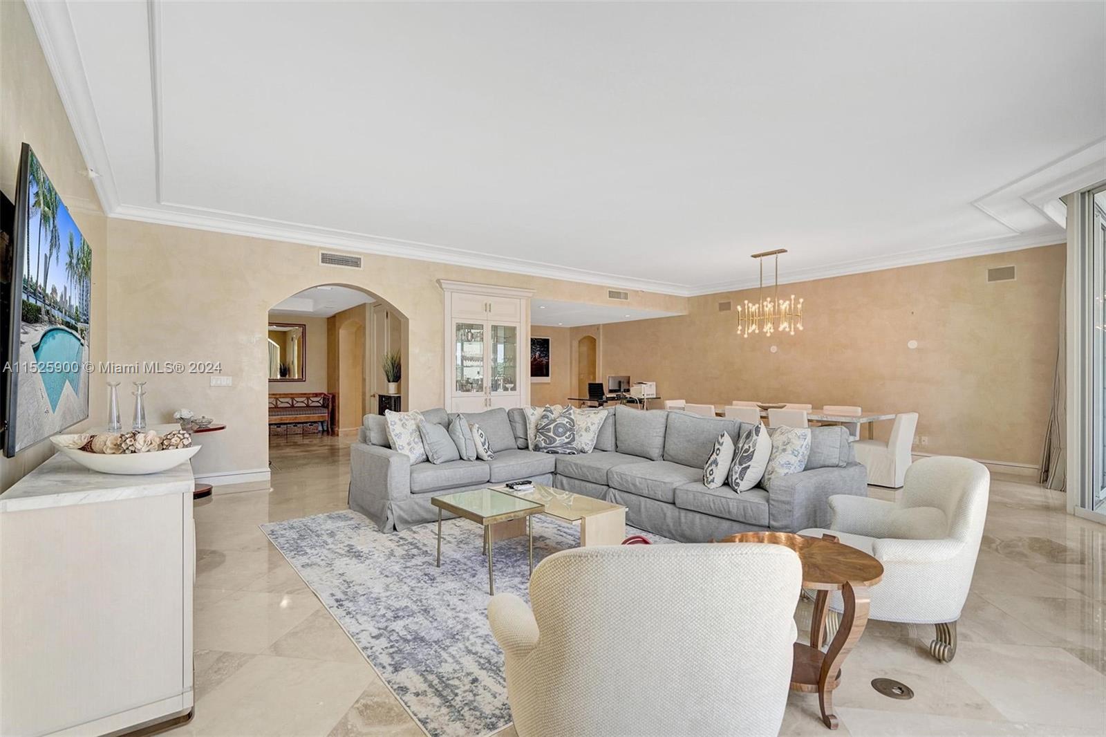 19925 NE 39th Pl 303, Aventura, Florida 33180, 3 Bedrooms Bedrooms, ,3 BathroomsBathrooms,Residential,For Sale,19925 NE 39th Pl 303,A11525900