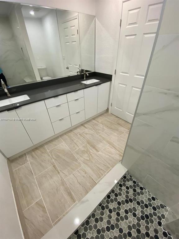 193 SW Vermont Avenue, Fort Lauderdale, FL 33312, 4 Bedrooms Bedrooms, ,3 BathroomsBathrooms,Residential,For Sale,Vermont Avenue,A11527104