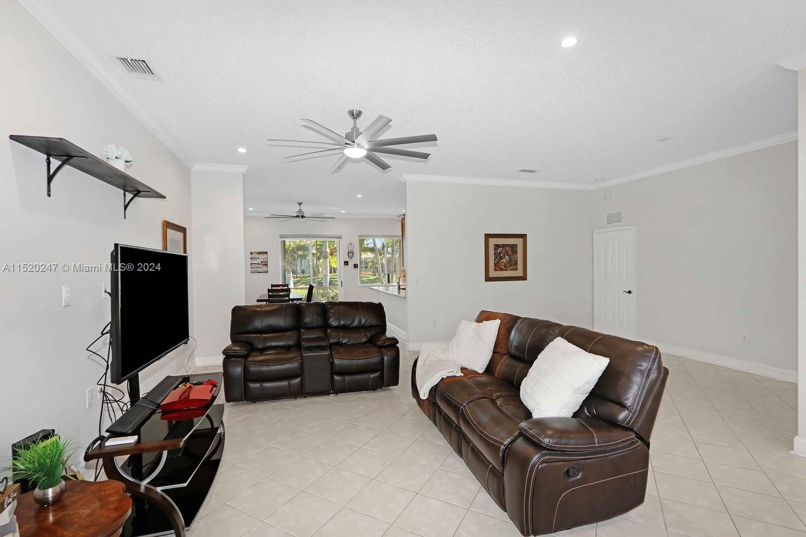 2835 Dunwoodie Pl, Homestead, Florida 33035, 4 Bedrooms Bedrooms, ,3 BathroomsBathrooms,Residential,For Sale,2835 Dunwoodie Pl,A11520247