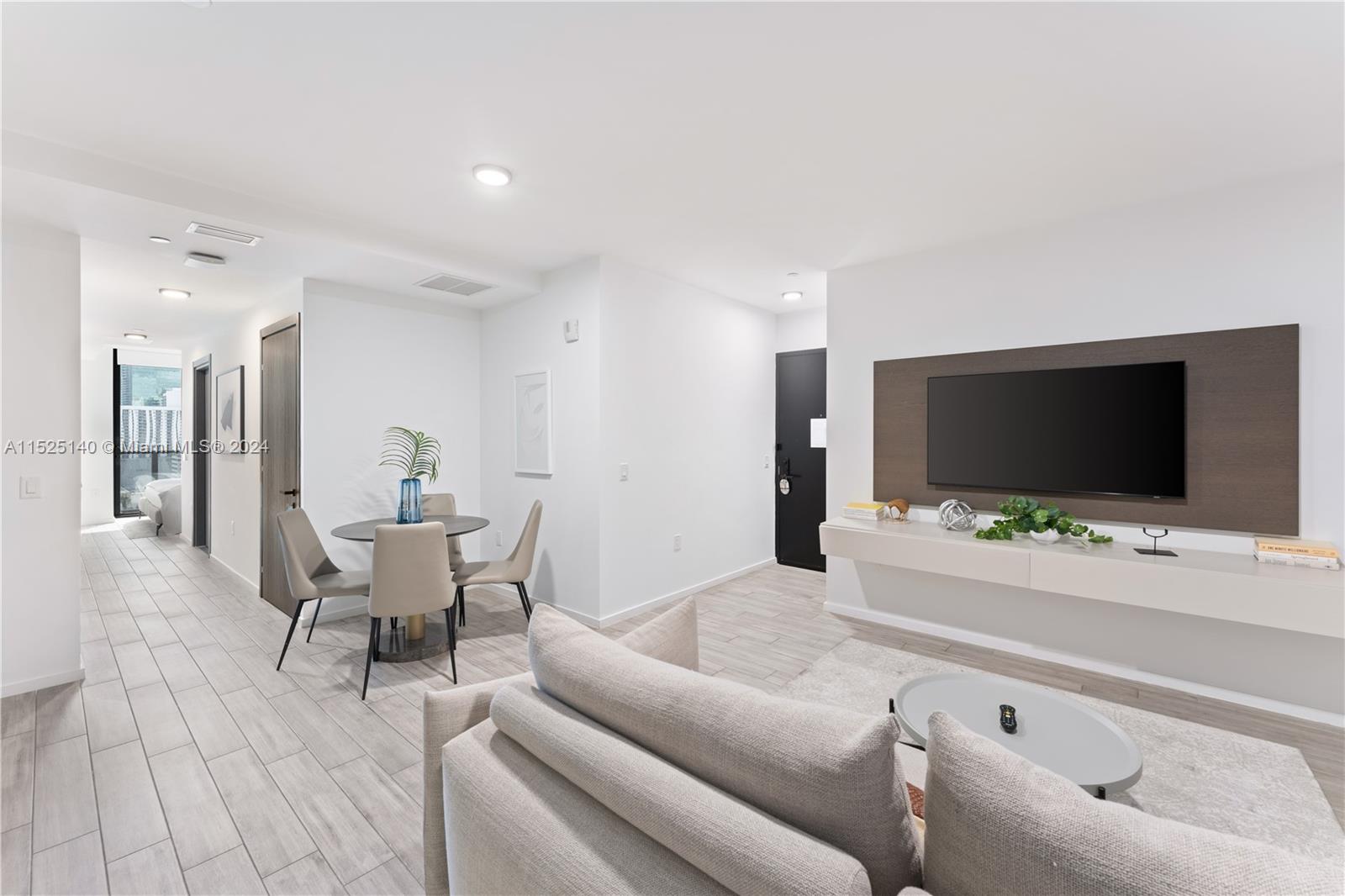 398 NE 5th St 1515, Miami, Florida 33132, 1 Bedroom Bedrooms, ,1 BathroomBathrooms,Residential,For Sale,398 NE 5th St 1515,A11525140