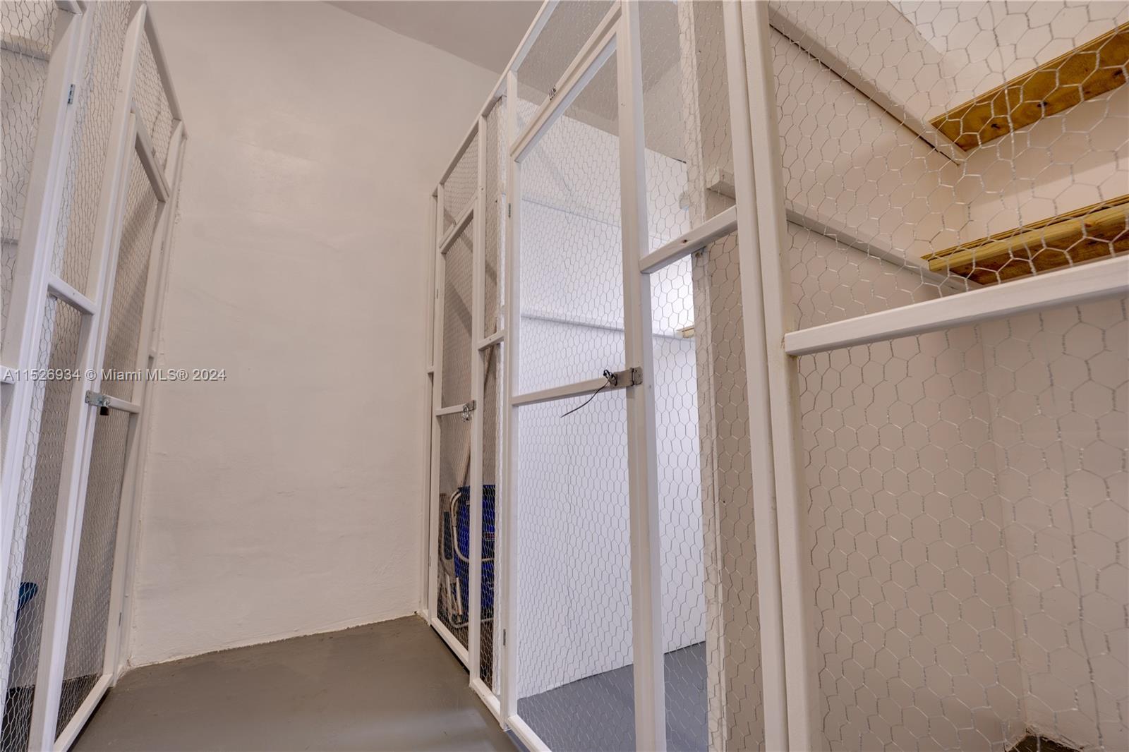 455 Paradise Isle Blvd 402, Hallandale Beach, Florida 33009, 1 Bedroom Bedrooms, ,1 BathroomBathrooms,Residential,For Sale,455 Paradise Isle Blvd 402,A11526934