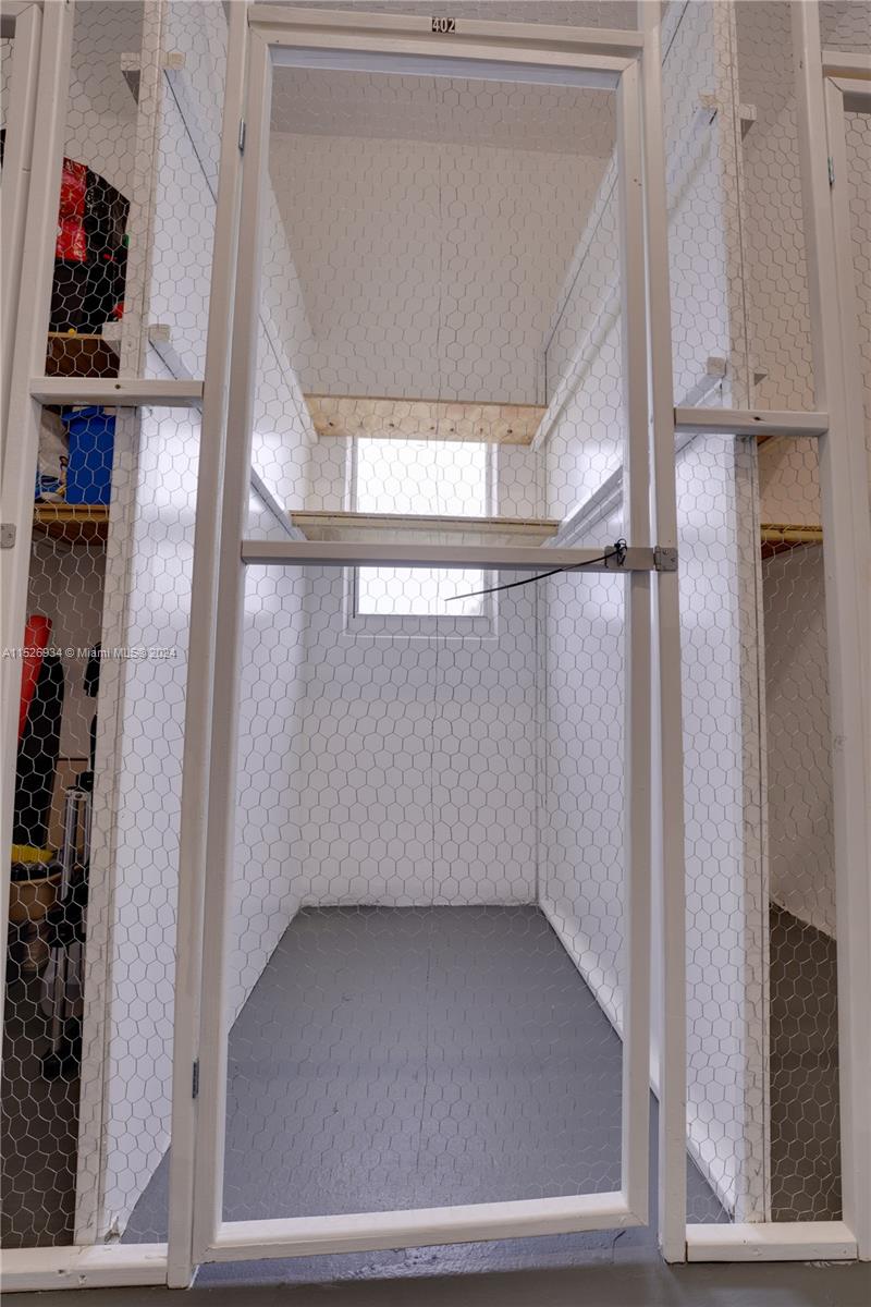 455 Paradise Isle Blvd 402, Hallandale Beach, Florida 33009, 1 Bedroom Bedrooms, ,1 BathroomBathrooms,Residential,For Sale,455 Paradise Isle Blvd 402,A11526934