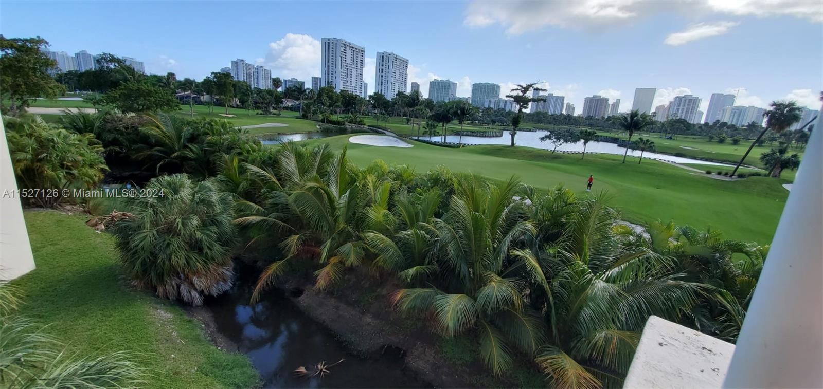 20379 W country club Dr 135, Aventura, Florida 33160, 1 Bedroom Bedrooms, ,1 BathroomBathrooms,Residentiallease,For Rent,20379 W country club Dr 135,A11527126