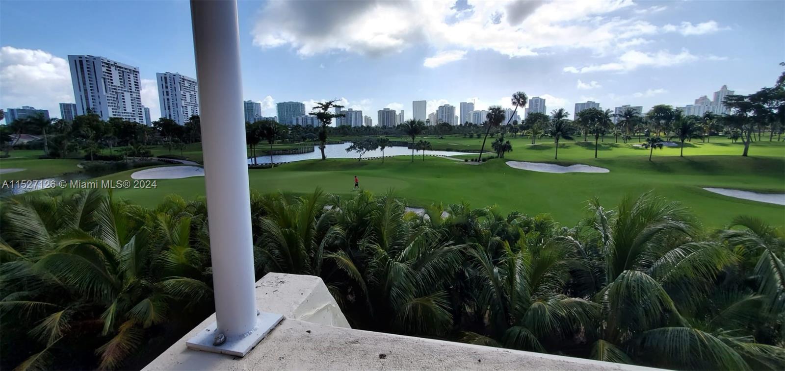 20379 W country club Dr 135, Aventura, Florida 33160, 1 Bedroom Bedrooms, ,1 BathroomBathrooms,Residentiallease,For Rent,20379 W country club Dr 135,A11527126
