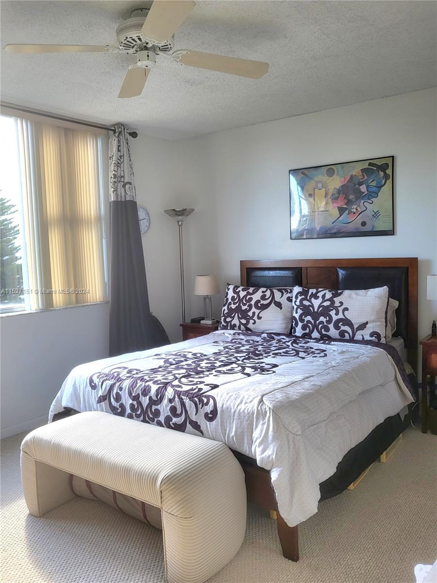 4330 Hillcrest Dr 405, Hollywood, Florida 33021, 1 Bedroom Bedrooms, ,1 BathroomBathrooms,Residential,For Sale,4330 Hillcrest Dr 405,A11527151