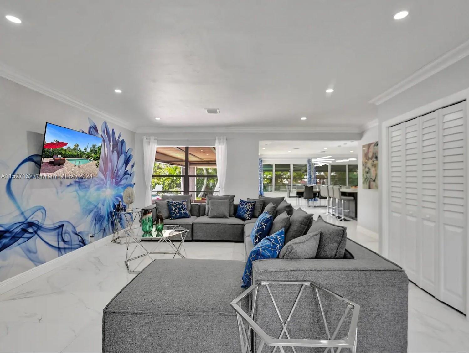 1342 Tyler St, Hollywood, Florida 33019, 5 Bedrooms Bedrooms, ,3 BathroomsBathrooms,Residentiallease,For Rent,1342 Tyler St,A11527132