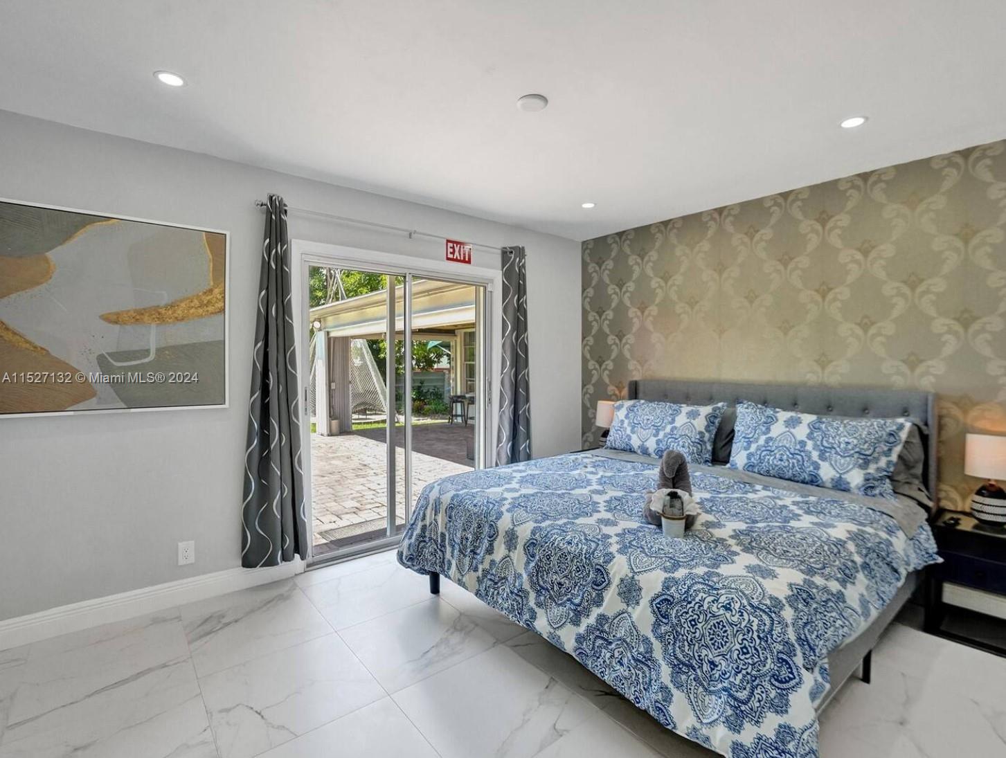 1342 Tyler St, Hollywood, Florida 33019, 5 Bedrooms Bedrooms, ,3 BathroomsBathrooms,Residentiallease,For Rent,1342 Tyler St,A11527132