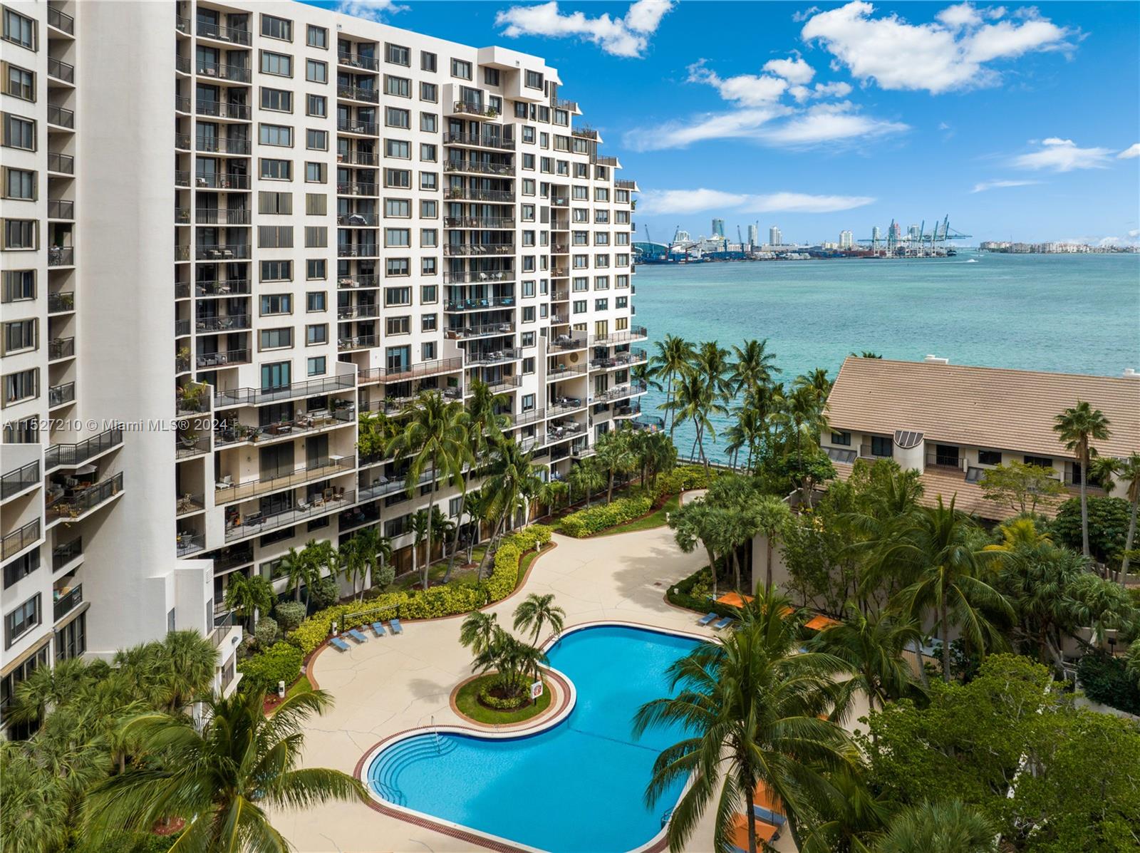 540 Brickell Key Dr 1621, Miami, Florida 33131, 2 Bedrooms Bedrooms, ,2 BathroomsBathrooms,Residential,For Sale,540 Brickell Key Dr 1621,A11527210