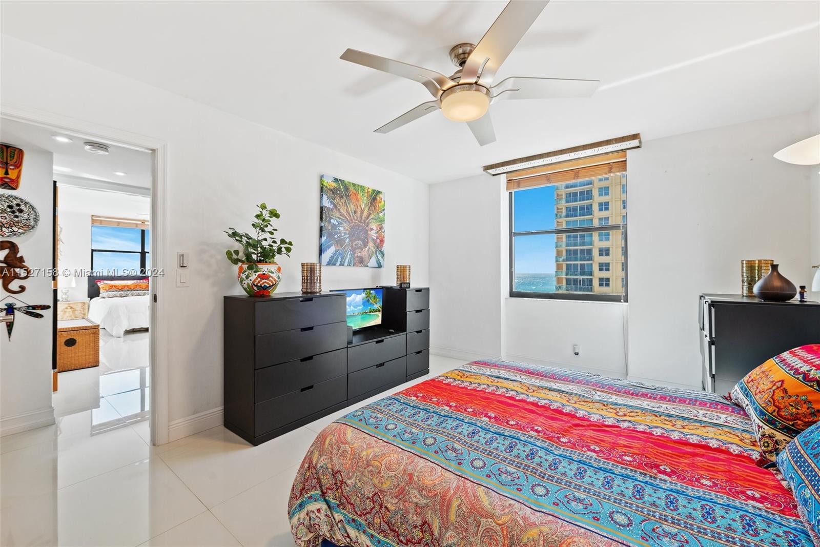 Hollywood, Florida 33019, 2 Bedrooms Bedrooms, ,2 BathroomsBathrooms,Residential,For Sale,A11527158