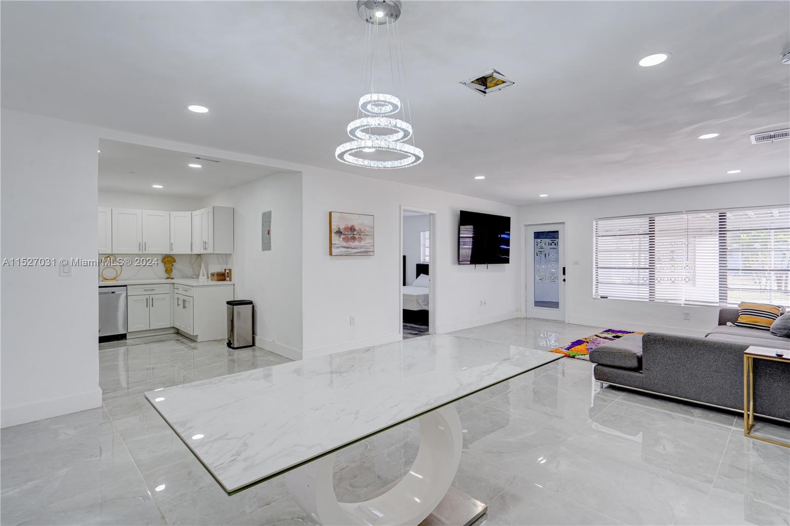 267 30th Ter, Fort Lauderdale, FL, 33311 United States, 4 Bedrooms Bedrooms, ,3 BathroomsBathrooms,Residential,For Sale,30th Ter,A11527031