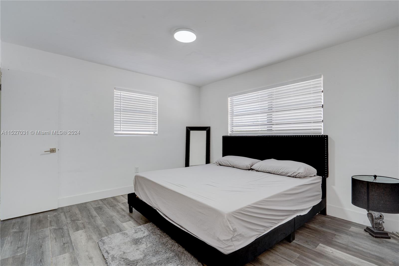 267 30th Ter, Fort Lauderdale, FL, 33311 United States, 4 Bedrooms Bedrooms, ,3 BathroomsBathrooms,Residential,For Sale,30th Ter,A11527031