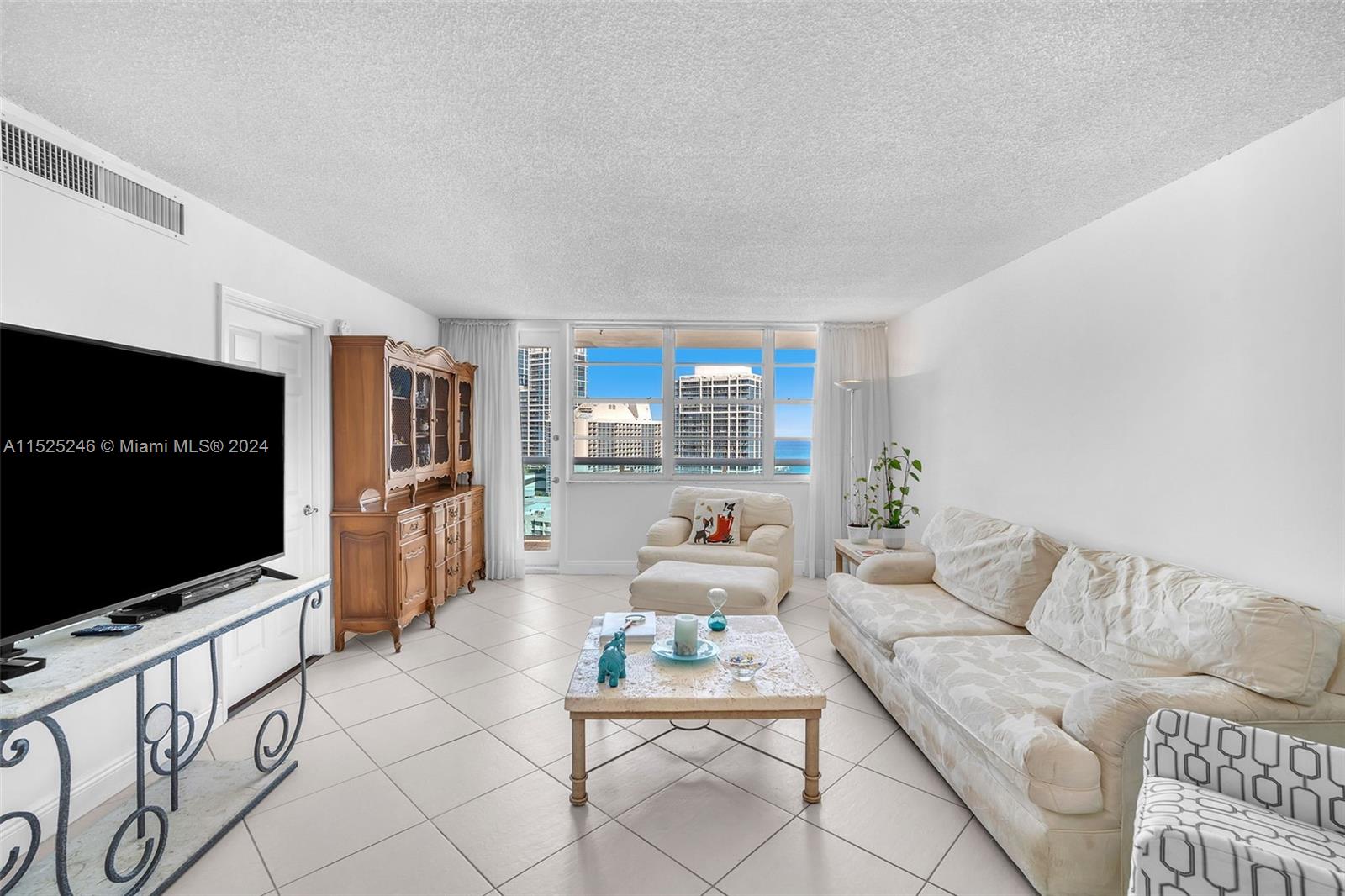 6770 Indian Creek Dr PH-B, Miami Beach, Florida 33141, 1 Bedroom Bedrooms, ,1 BathroomBathrooms,Residential,For Sale,6770 Indian Creek Dr PH-B,A11525246