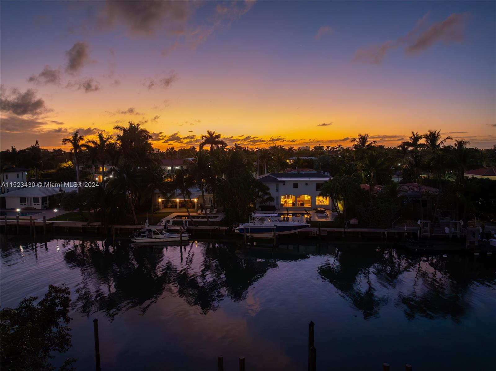 9700 W Bay Harbor Drive PH4, Bay Harbor Islands, Florida 33154, 5 Bedrooms Bedrooms, 5 Rooms Rooms,4 BathroomsBathrooms,Residential,For Sale,9700 W Bay Harbor Drive PH4,A11523430